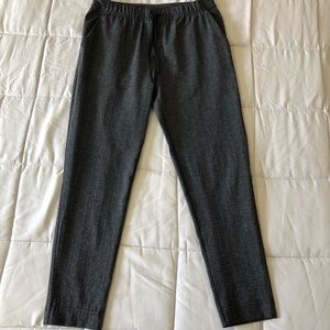 Lululemon herringbone patterned crop slim pant